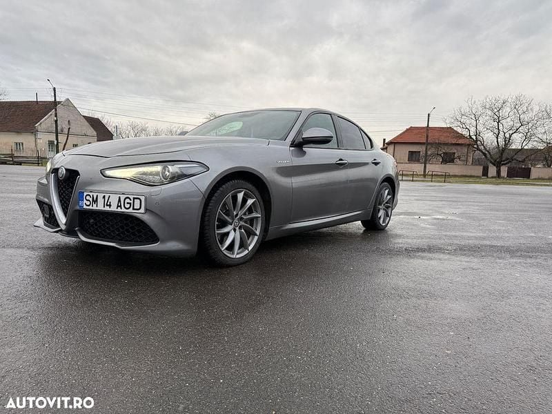 Second-hand Alfa Romeo Giulia Veloce 209 CP (153 kW) 2017 Culoaregri Berlinǎ