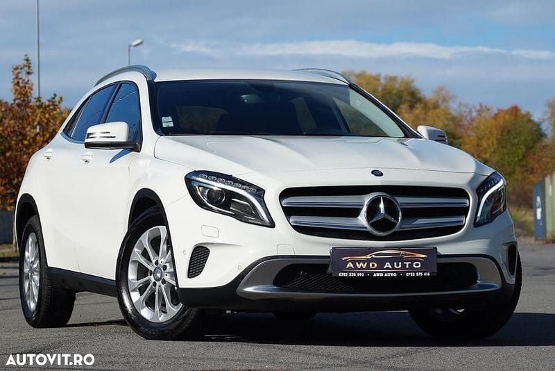 Second-hand Mercedes GLA200 Urban 136 CP (100 kW) 2014 Culoarealb SUV