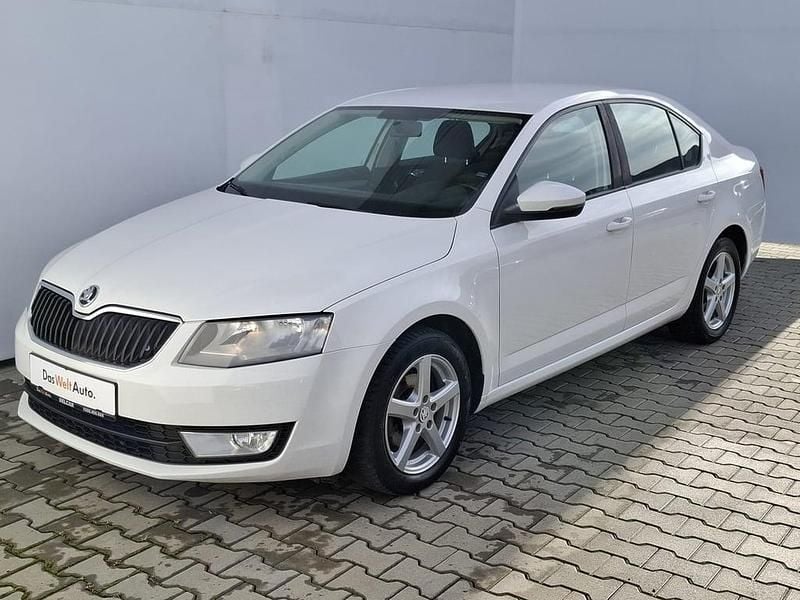 Albnormal Second-hand 2016 Skoda Octavia Hatchback | 9.500 EUR (Preț OK) - Imagine 1/4