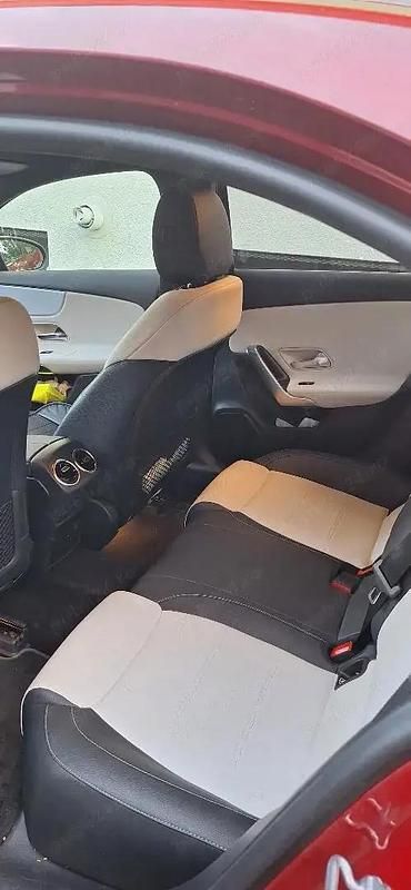 Second-hand Mercedes A250 AMG 218 CP (160 kW) 2021 Visiniu Berlinǎ