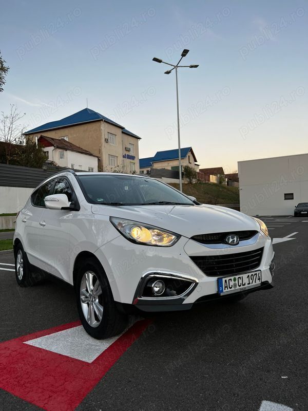 Utilizat 2013 Hyundai ix35 SUV | 7.799 EUR (Preț OK) - Imagine 1/4
