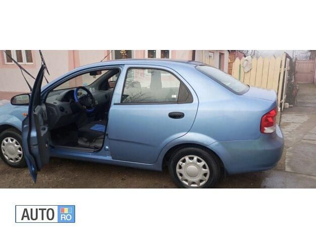 Alta Utilizat 2004 Chevrolet Kalos Hatchback | 1.300 EUR - Imagine 1/4