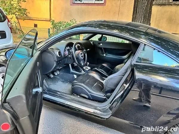 Second-hand Audi TT 132 CP (97 kW) 2001 Coupe