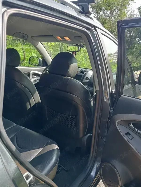 Utilizat 2008 Toyota RAV4 SUV | 5.600 EUR (Preț OK) - Imagine 1/4