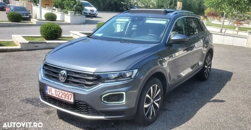 Gri Utilizat 2019 VW T-Roc Style SUV | 15.650 EUR (Preț OK) - Imagine 1/4