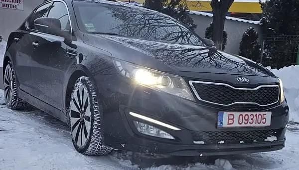 Second-hand Kia Optima 137 CP (100 kW) 2012 Negru Berlinǎ