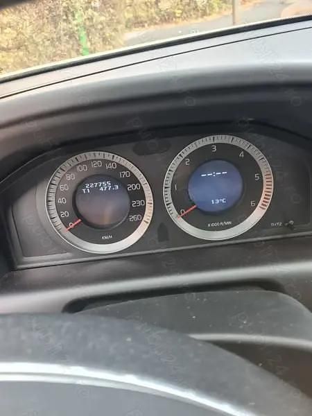 Utilizat 2011 Volvo XC60 SUV | 9.000 EUR - Imagine 1/4