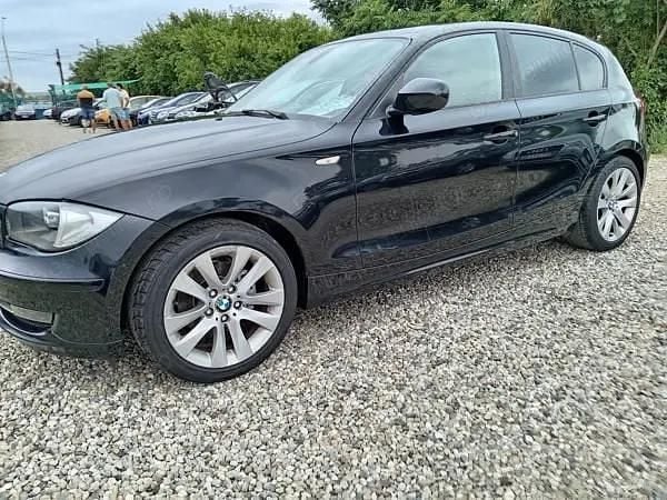 Utilizat 2011 BMW 118 Hatchback | 5.000 EUR (Preț bun) - Imagine 1/4