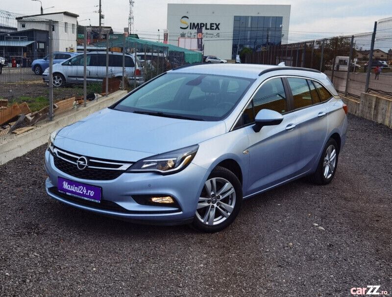 Argintiu Utilizat 2017 Opel Astra Break | 6.990 EUR (Preț bun) - Imagine 1/4