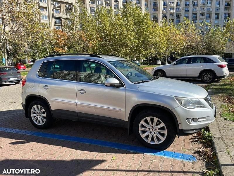 Culoareargint Utilizat 2008 VW Tiguan SUV | 8.200 EUR (Scump) - Imagine 1/4