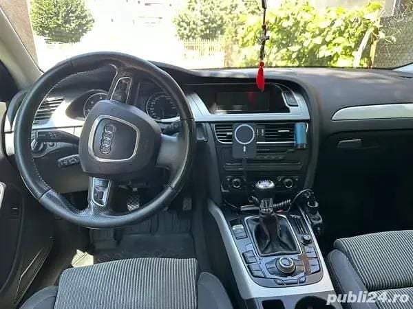 Negru Utilizat 2009 Audi A4 Berlinǎ | 6.000 EUR (Preț OK) - Imagine 1/4