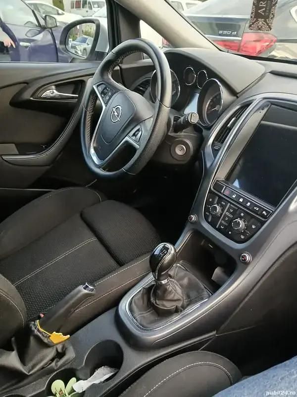 Second-hand Opel Astra 136 CP (100 kW) 2016 Break