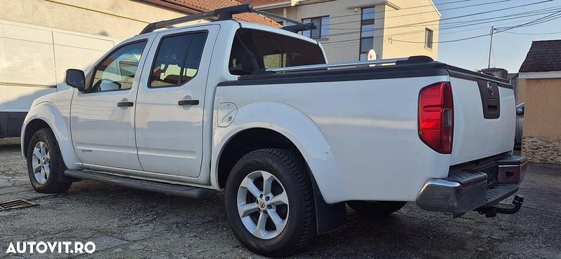 Second-hand Nissan Navara 190 CP (139 kW) 2012 Culoarealb Pickup