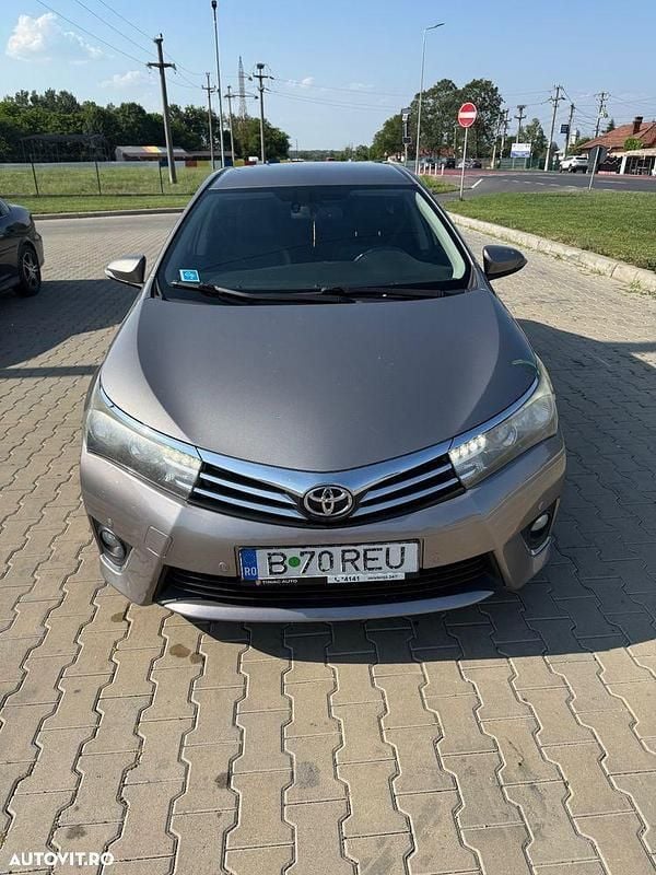 Gri Utilizat 2016 Toyota Corolla Sol Berlinǎ | 8.399 EUR - Imagine 1/4
