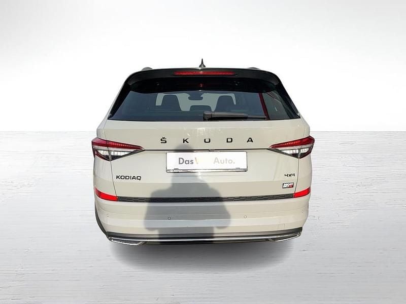 Second-hand Skoda Kodiaq SportLine 200 CP (147 kW) 2023 Gri mediu  normal SUV