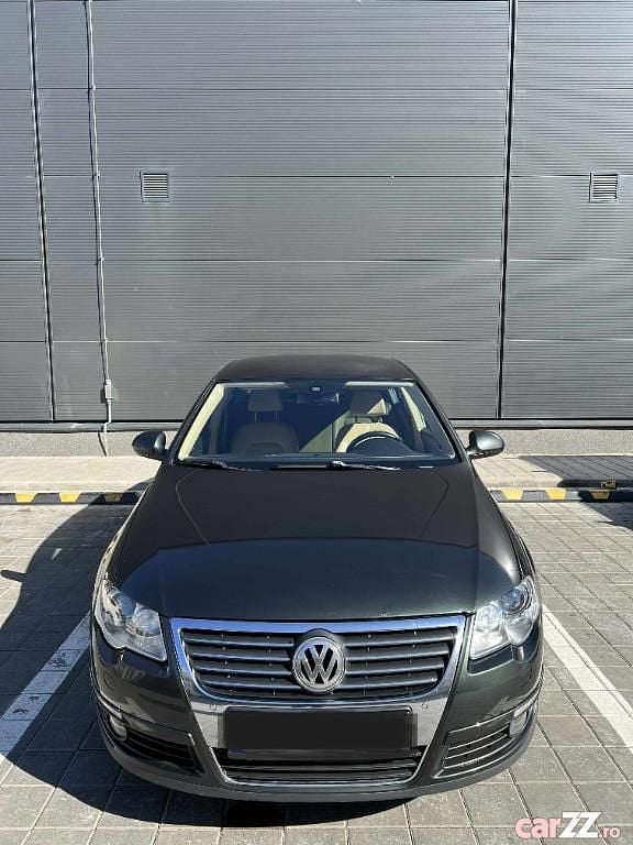 Verde Utilizat 2008 VW Passat Highline Berlinǎ | 4.700 EUR (Preț OK) - Imagine 1/4