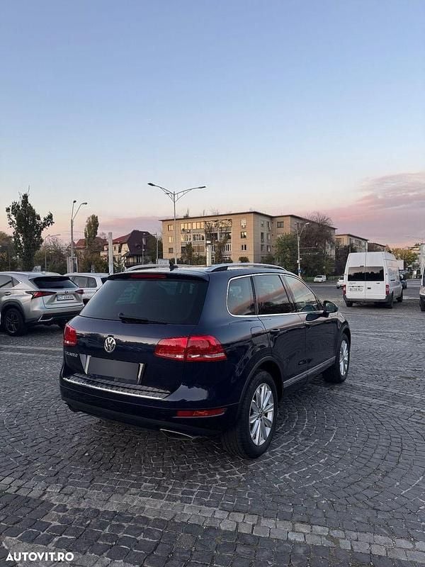 Second-hand VW Touareg 245 CP (180 kW) 2012 Culoarealbastru SUV
