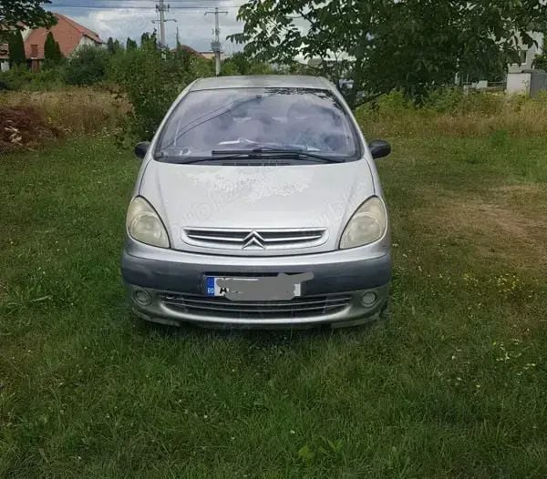 Utilizat 2000 Citroën Xsara Picasso Monovolum | 700 EUR - Imagine 1/4