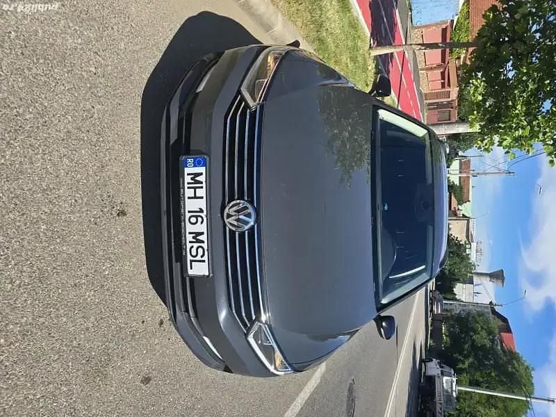 Utilizat 2017 VW Passat Break | 9.000 EUR (Preț bun) - Imagine 1/4