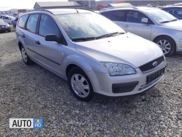 Gri Utilizat 2007 Ford Focus Break | 1.850 EUR (Preț OK) - Imagine 1/4