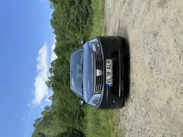 Gri Utilizat 2009 Dacia Sandero Hatchback | 1.700 EUR (Preț bun) - Imagine 1/4