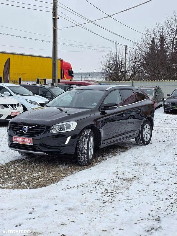 Second-hand Volvo XC60 Ocean Race 150 CP (110 kW) 2015 Culoarenegru SUV