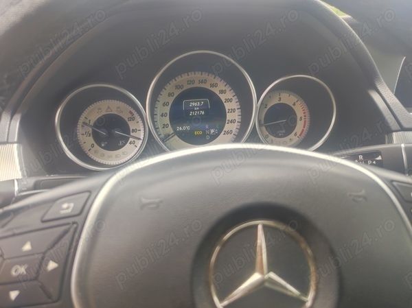 Utilizat 2014 Mercedes A200 Berlinǎ | 13.500 EUR - Imagine 1/4