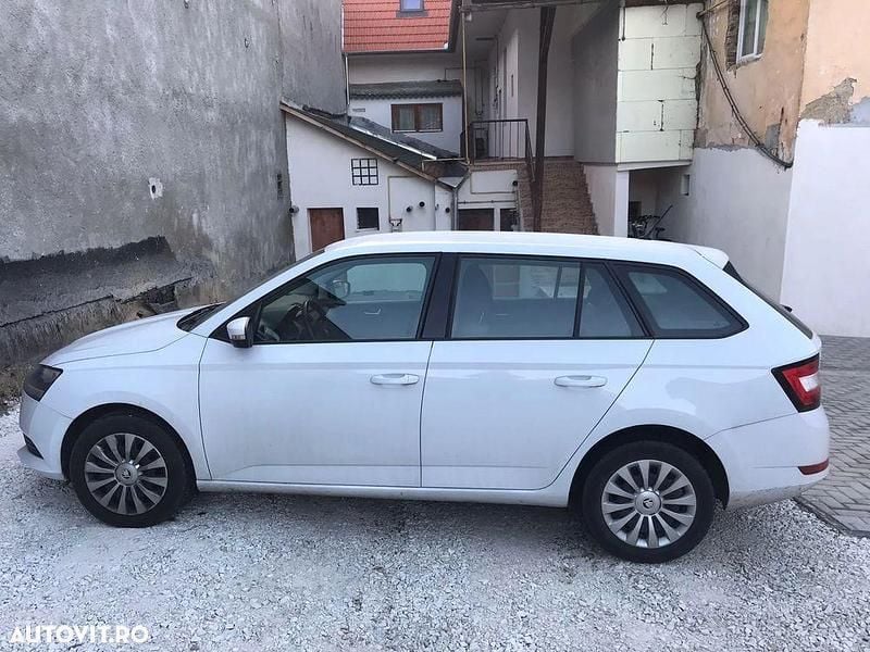 Second-hand Skoda Fabia 95 CP (69 kW) 2019 Culoarealb Break
