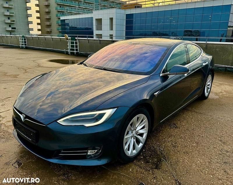 Second-hand Tesla Model S 396 kW (539 CP) 2017 Culoaregri Hatchback