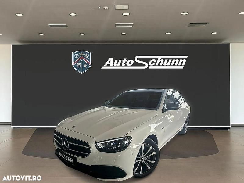 Alb Utilizat 2021 Mercedes E300 Avantgarde Berlinǎ | 39.628 EUR (Preț OK) - Imagine 1/4