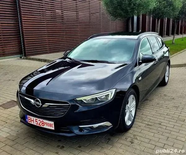 Negru Utilizat 2018 Opel Insignia Break | 8.999 EUR (Preț bun) - Imagine 1/4
