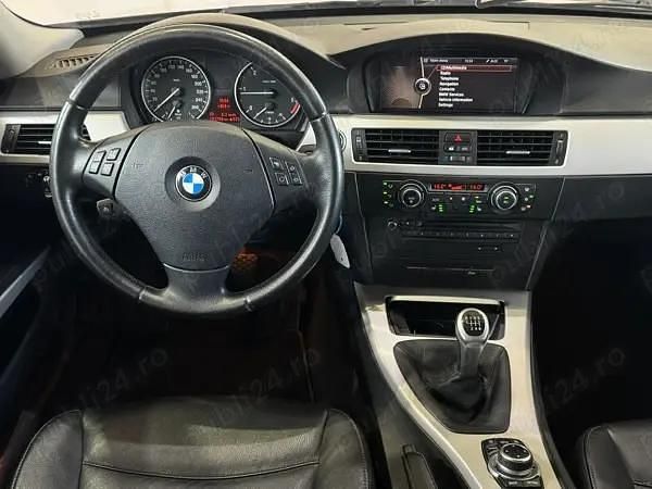 Second-hand BMW 318 143 CP (105 kW) 2010 Negru Berlinǎ