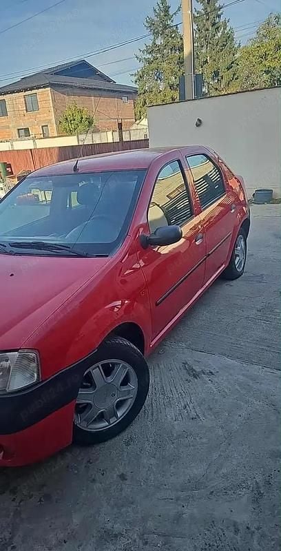 Utilizat 2007 Dacia Logan Berlinǎ | 1.650 EUR (Super Preț) - Imagine 1/4