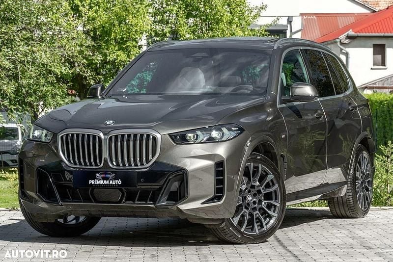 Culoareverde Utilizat 2025 BMW X5 M Sport SUV | 85.910 EUR (Preț bun) - Imagine 1/4