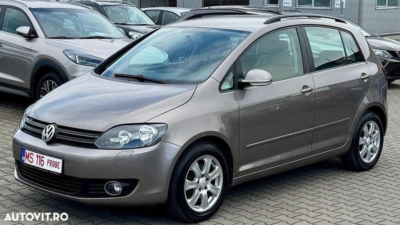 Culoaremaro Utilizat 2009 VW Golf Plus Cross Comfortline Monovolum | 5.299 EUR (Preț OK) - Imagine 1/4