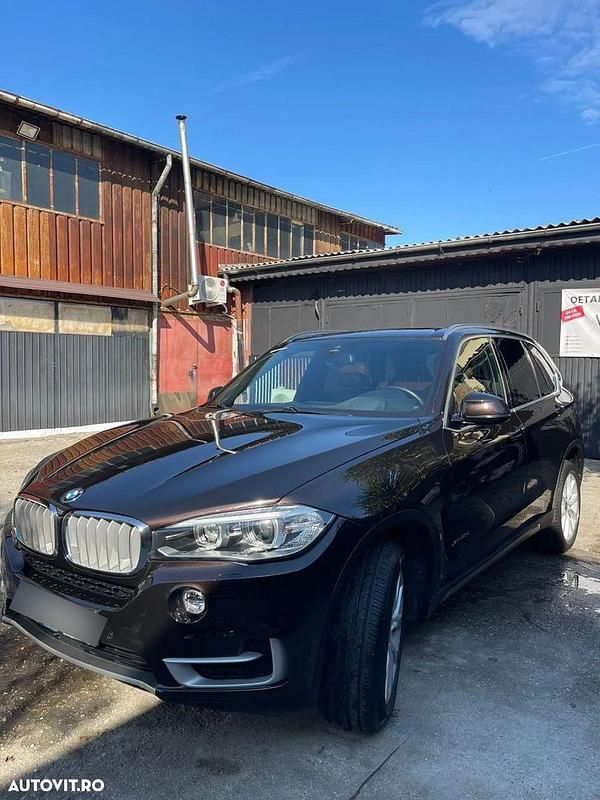 Culoaremaro Utilizat 2014 BMW X5 Comfort Edition SUV | 19.900 EUR (Preț OK) - Imagine 1/4