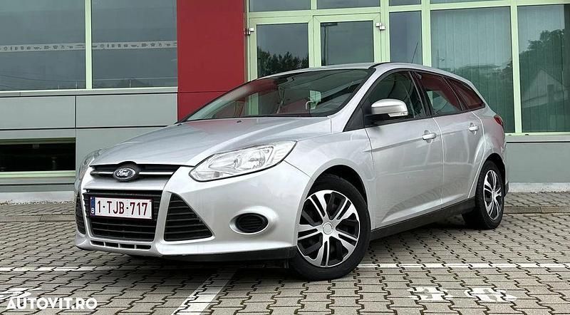 Culoareargint Utilizat 2012 Ford Focus Break | 3.499 EUR (Preț bun) - Imagine 1/4