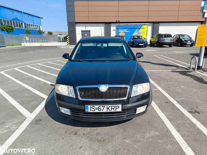 Culoarenegru Utilizat 2008 Skoda Octavia Classic Berlinǎ | 3.000 EUR (Preț OK) - Imagine 1/4