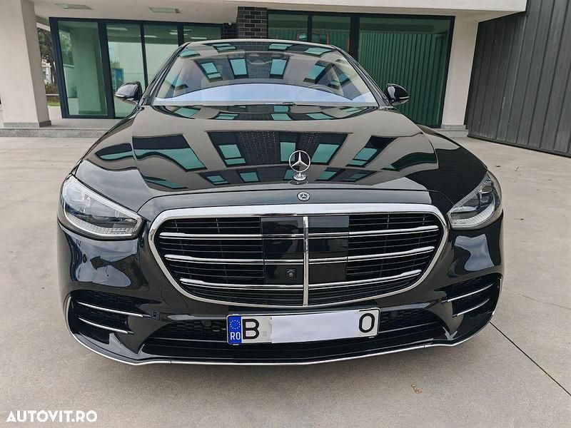 Culoarenegru Utilizat 2023 Mercedes S580 Berlinǎ | 95.950 EUR - Imagine 1/4