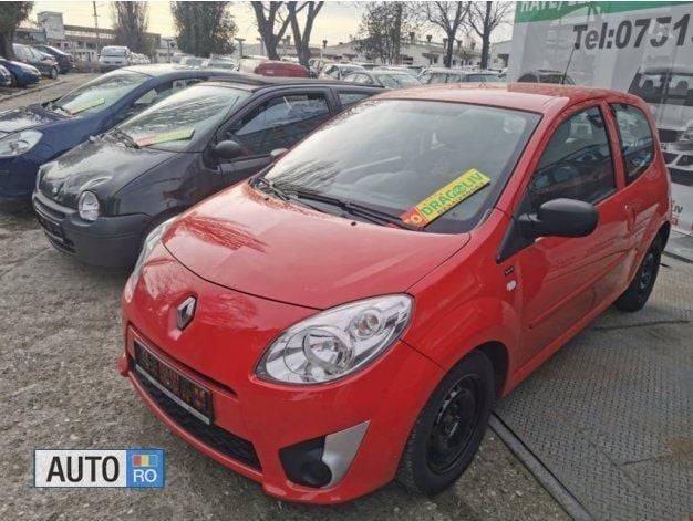 Second-hand Renault Twingo 75 CP (55 kW) 2011 Rosu Hatchback