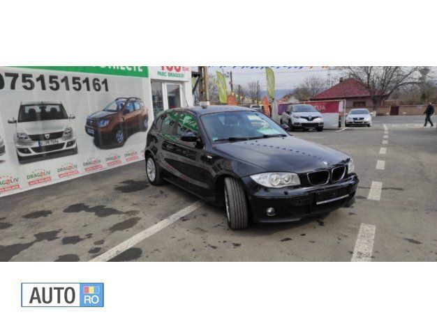 Negru Utilizat 2004 BMW 116 Hatchback | 3.799 EUR (Preț OK) - Imagine 1/4