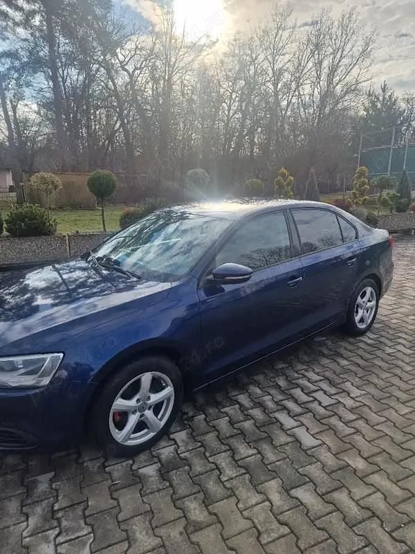 Second-hand VW Jetta 140 CP (102 kW) 2012 Berlinǎ