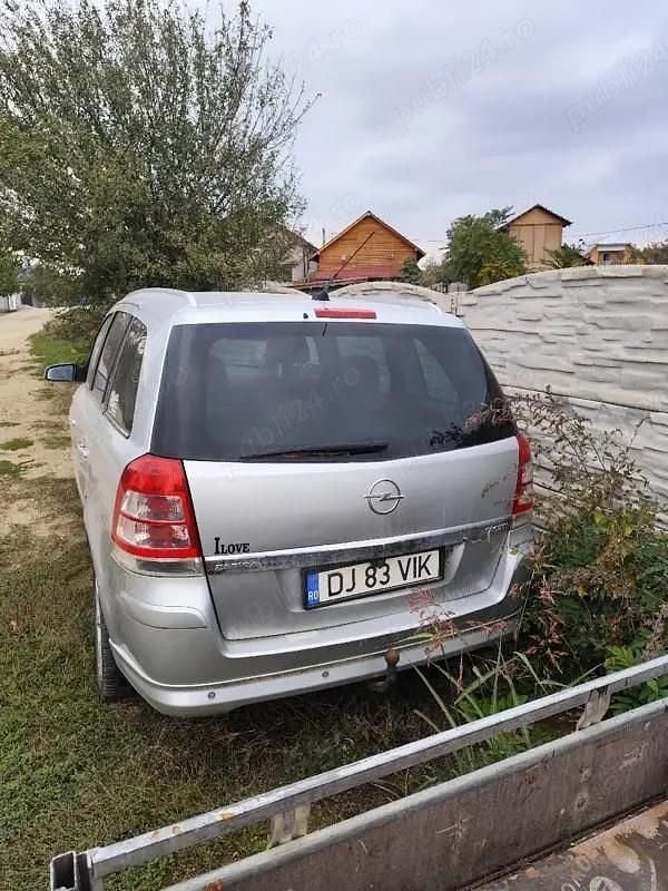 Second-hand Opel Zafira 160 CP (117 kW) 2008 Monovolum
