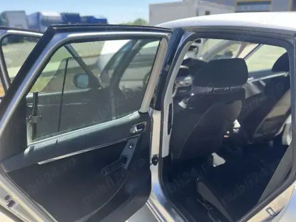 Utilizat 2007 Citroën C4 Picasso Monovolum | 2.100 EUR - Imagine 1/4