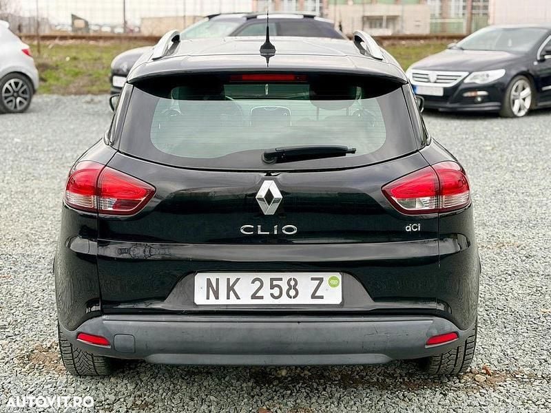 Second-hand Renault Clio GrandTour Dynamique 90 CP (66 kW) 2013 Culoarenegru Break