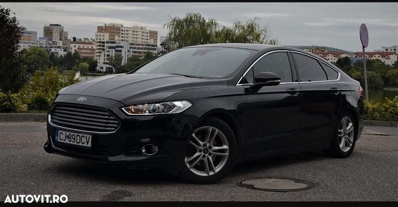 Culoarenegru Utilizat 2015 Ford Mondeo Business Edition Berlinǎ | 9.900 EUR (Puțin scump) - Imagine 1/4