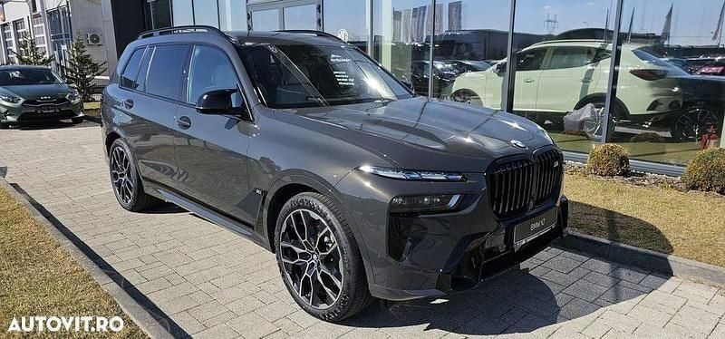 Gri Utilizat 2025 BMW X7 M Sport SUV | 124.025 EUR (Scump) - Imagine 1/4