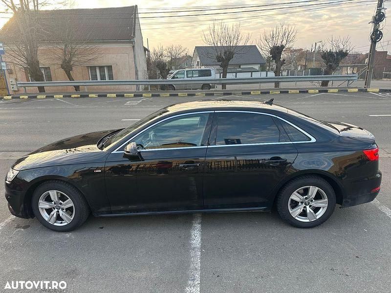Second-hand Audi A4 150 CP (110 kW) 2016 Culoarenegru Berlinǎ