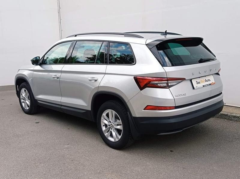 Second-hand Skoda Kodiaq Ambition 150 CP (110 kW) 2024 Gri deschis  metalic SUV