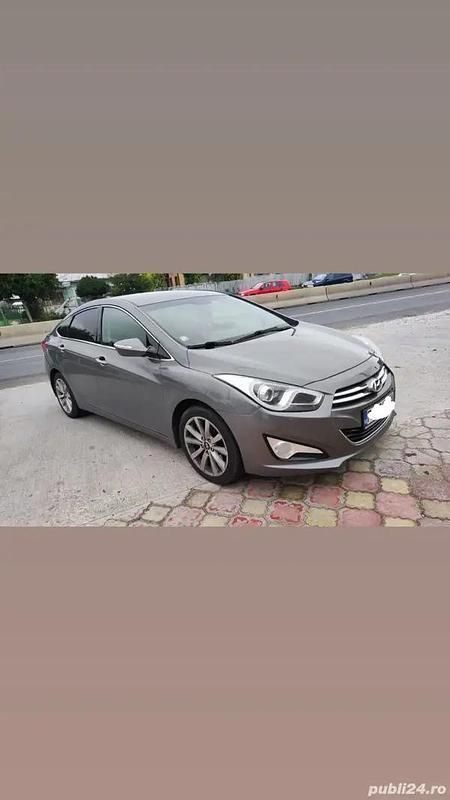 Second-hand Hyundai i40 140 CP (102 kW) 2013 Berlinǎ